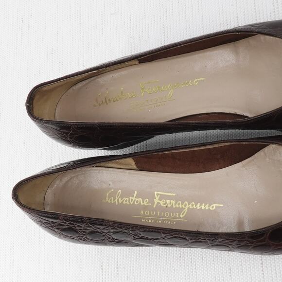Salvatore Ferragamo Pumps 7.5 Low Heel Narrow Croc Embossed Work Comfort Shoes - Picture 5 of 16